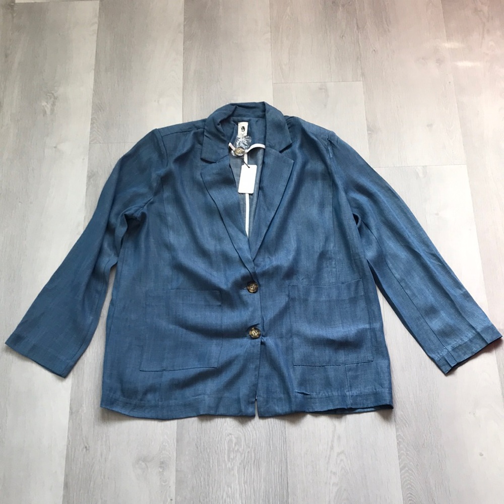 FLAWLESS CHAMBRAY BLAZER JACKET BLUE TWO BUTTON OVERSIZE MEDIUM/LARGE